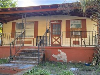 1505 N Davis Hwy Pensacola, FL 32503