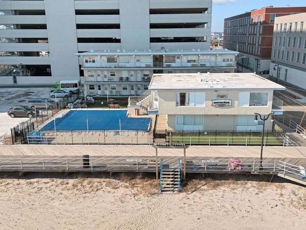 3801 BOARDWALK B4, Unit B4, ATLANTIC CITY, NJ 08401