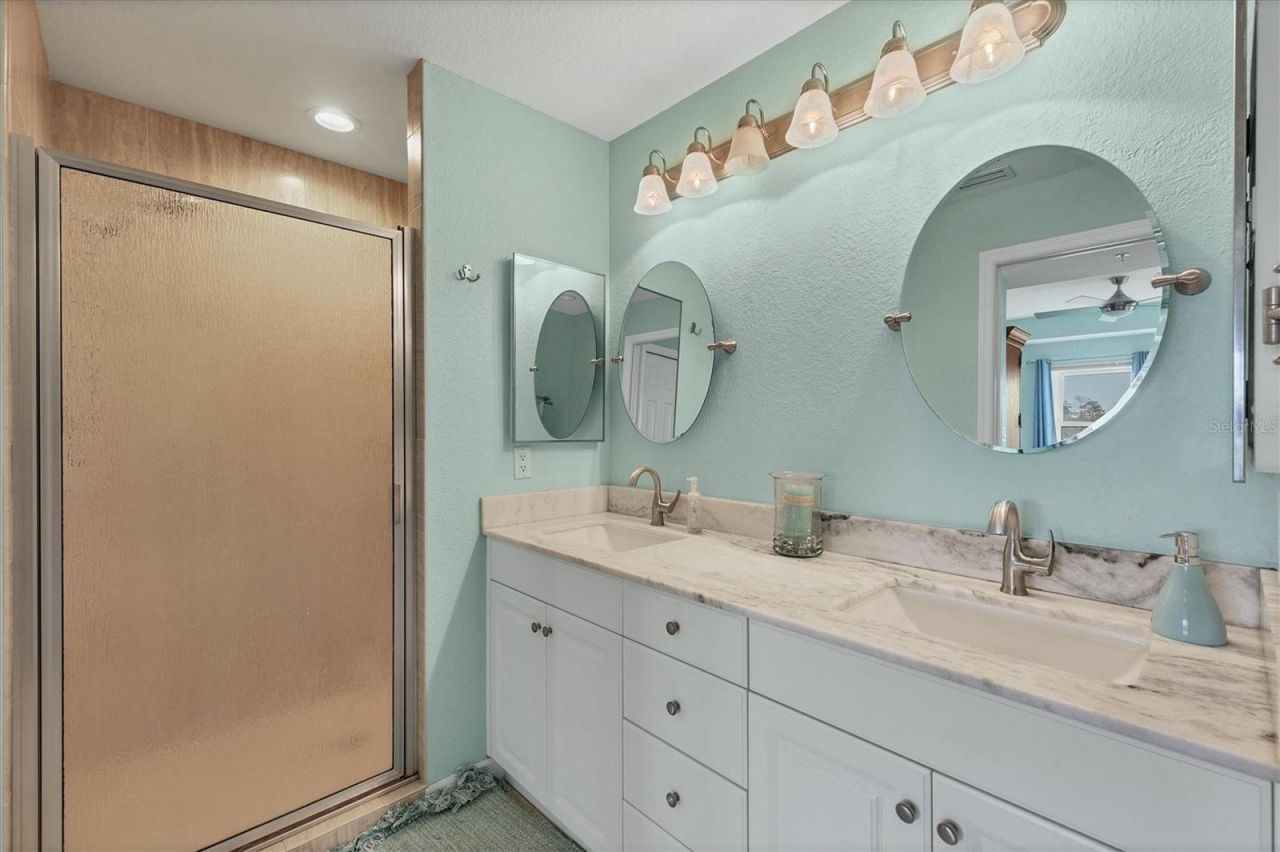 6342 Grand Oak Circle, Unit 204, Bradenton, FL 34203 Photo