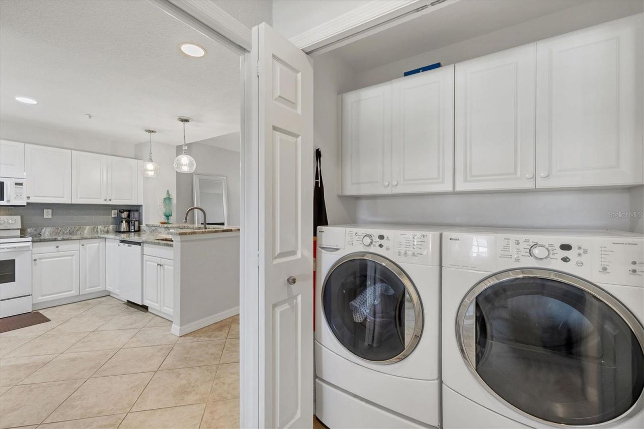 6342 Grand Oak Circle, Unit 204, Bradenton, FL 34203 Photo