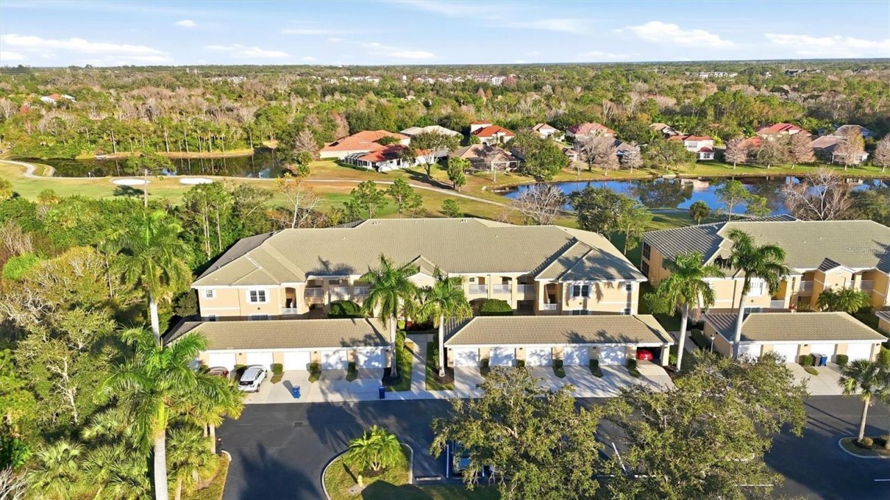 6342 Grand Oak Circle, Unit 204, Bradenton, FL 34203 Photo