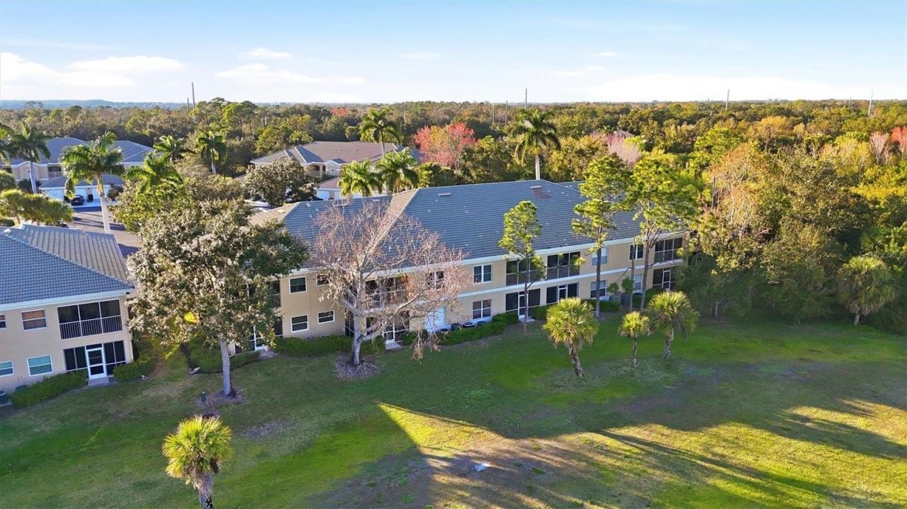 6342 Grand Oak Circle, Unit 204, Bradenton, FL 34203 Photo