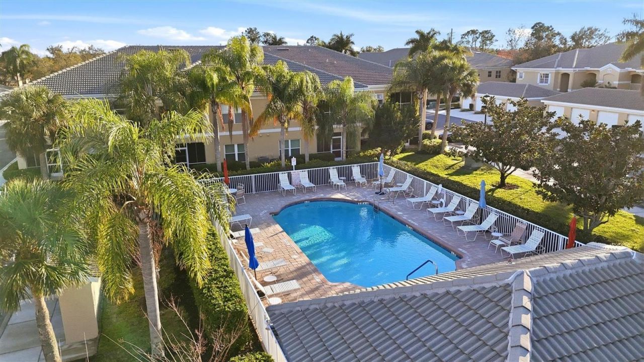 6342 Grand Oak Circle, Unit 204, Bradenton, FL 34203 Photo