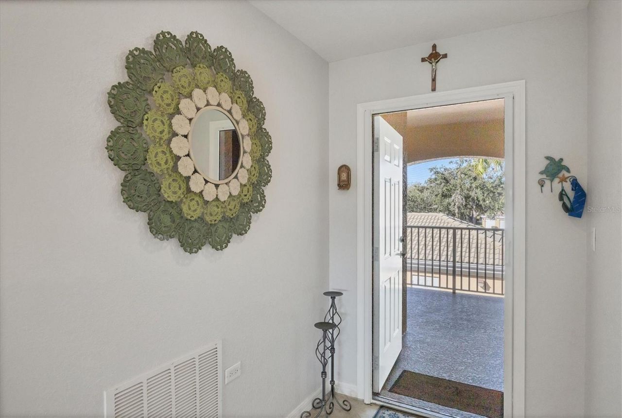 6342 Grand Oak Circle, Unit 204, Bradenton, FL 34203 Photo