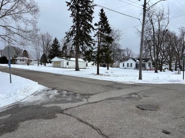 601 S Newton Street, Goodland, IN 47948