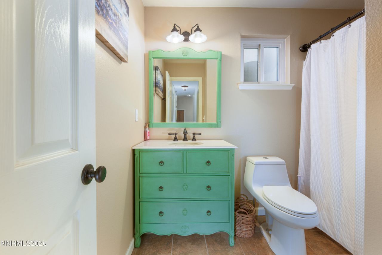 624 Victoria Way, Gardnerville, NV 89460 Photo