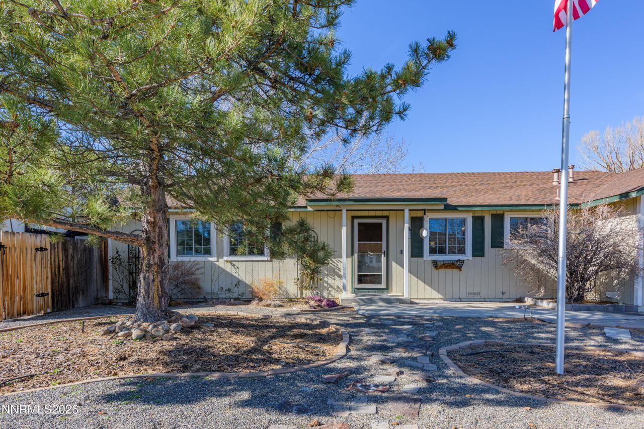 624 Victoria Way, Gardnerville, NV 89460 Photo