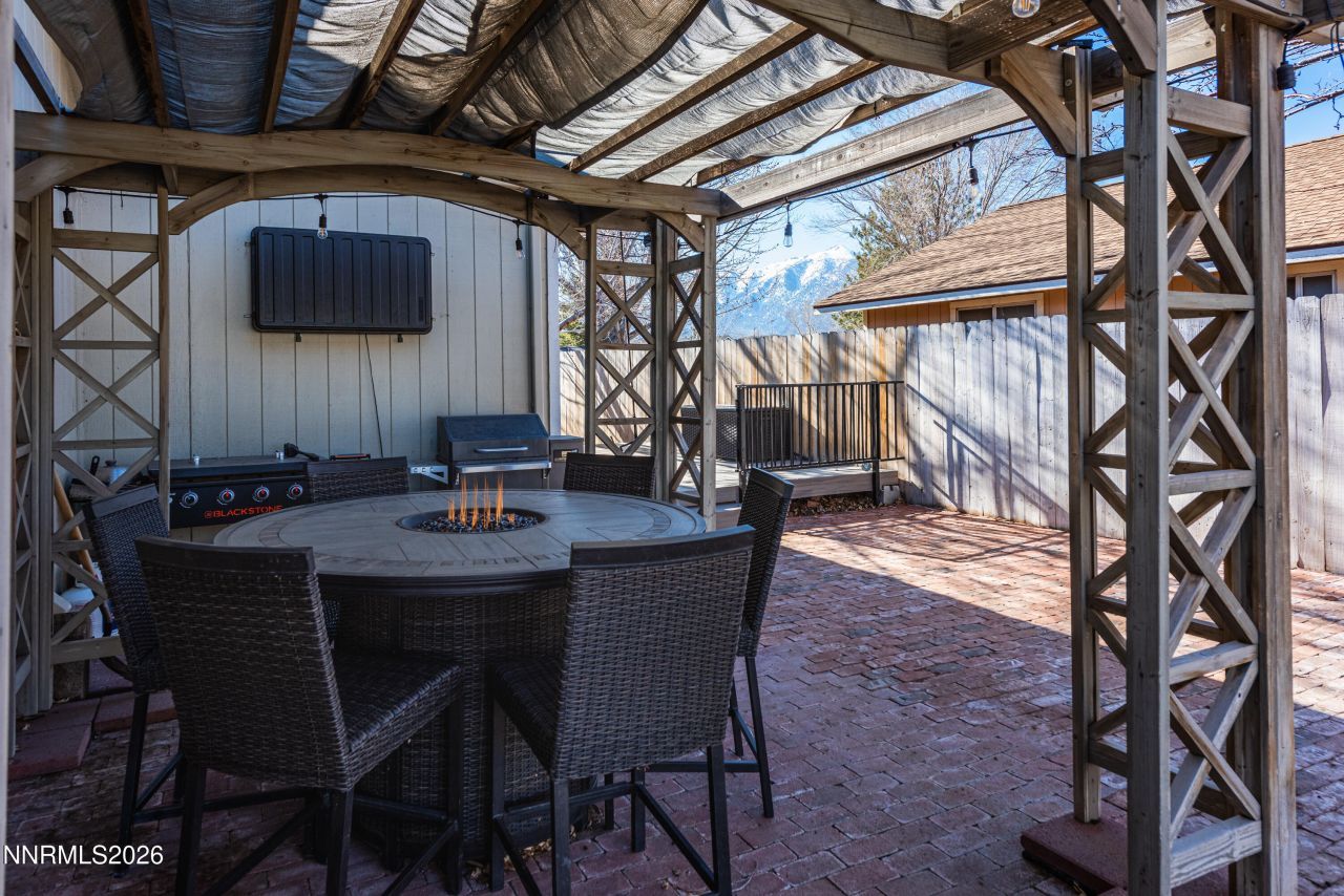 624 Victoria Way, Gardnerville, NV 89460 Photo