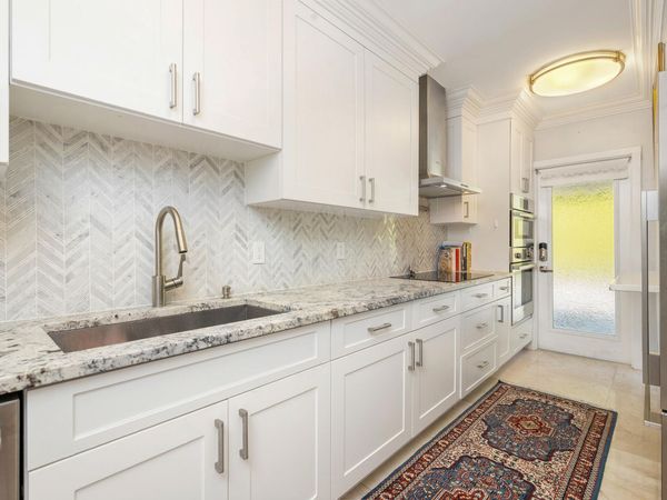 225 Everglade Avenue, Unit 0060, Palm Beach, FL 33480