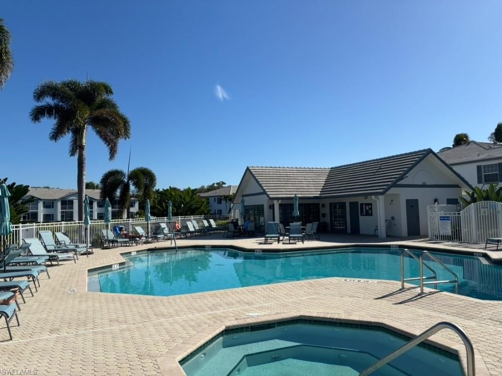 841 Tanbark Dr, Unit 201, Naples, FL 34108 Photo