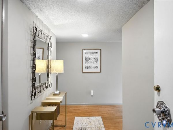 2956 Hathaway Road, Unit U102, Richmond, VA 23225