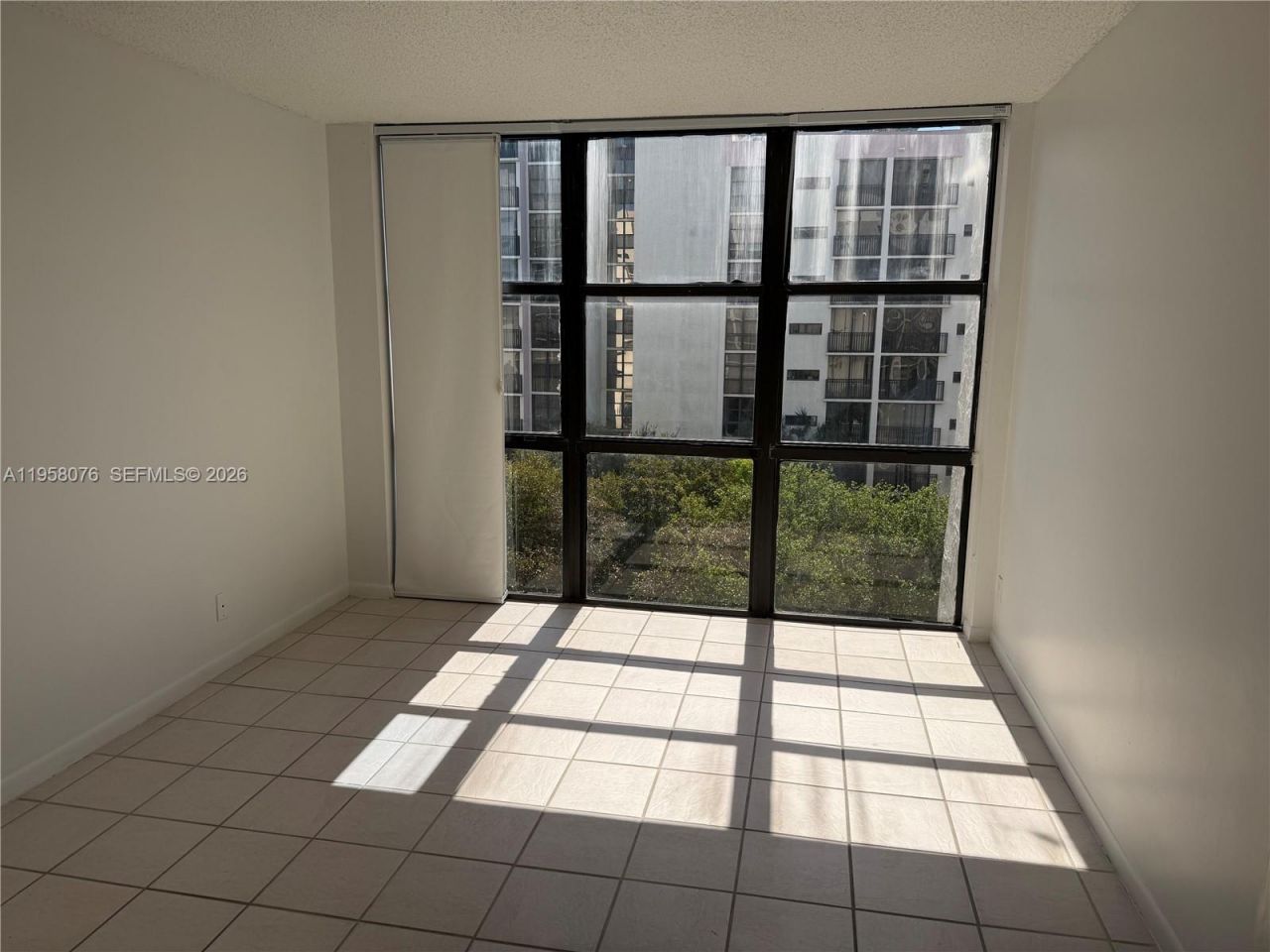 16919 N Bay Rd, Unit 617, Sunny Isles Beach, FL 33160 Photo