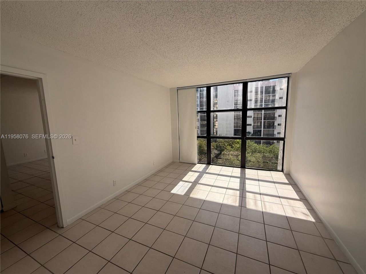 16919 N Bay Rd, Unit 617, Sunny Isles Beach, FL 33160 Photo