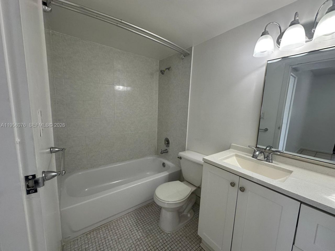 16919 N Bay Rd, Unit 617, Sunny Isles Beach, FL 33160 Photo