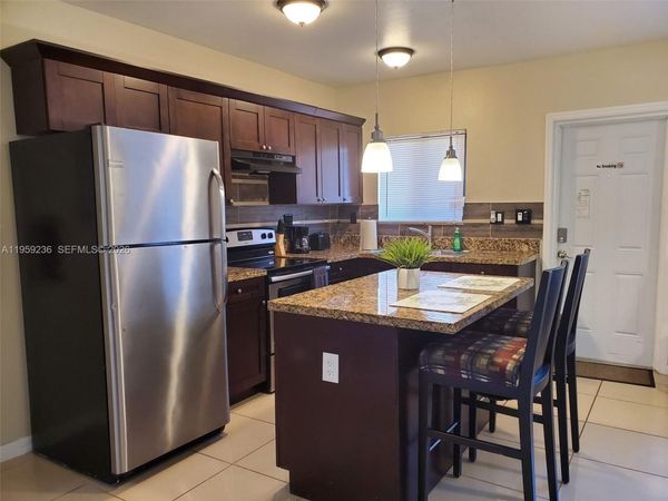 2015 Funston St, Unit XX, Hollywood, FL 33020