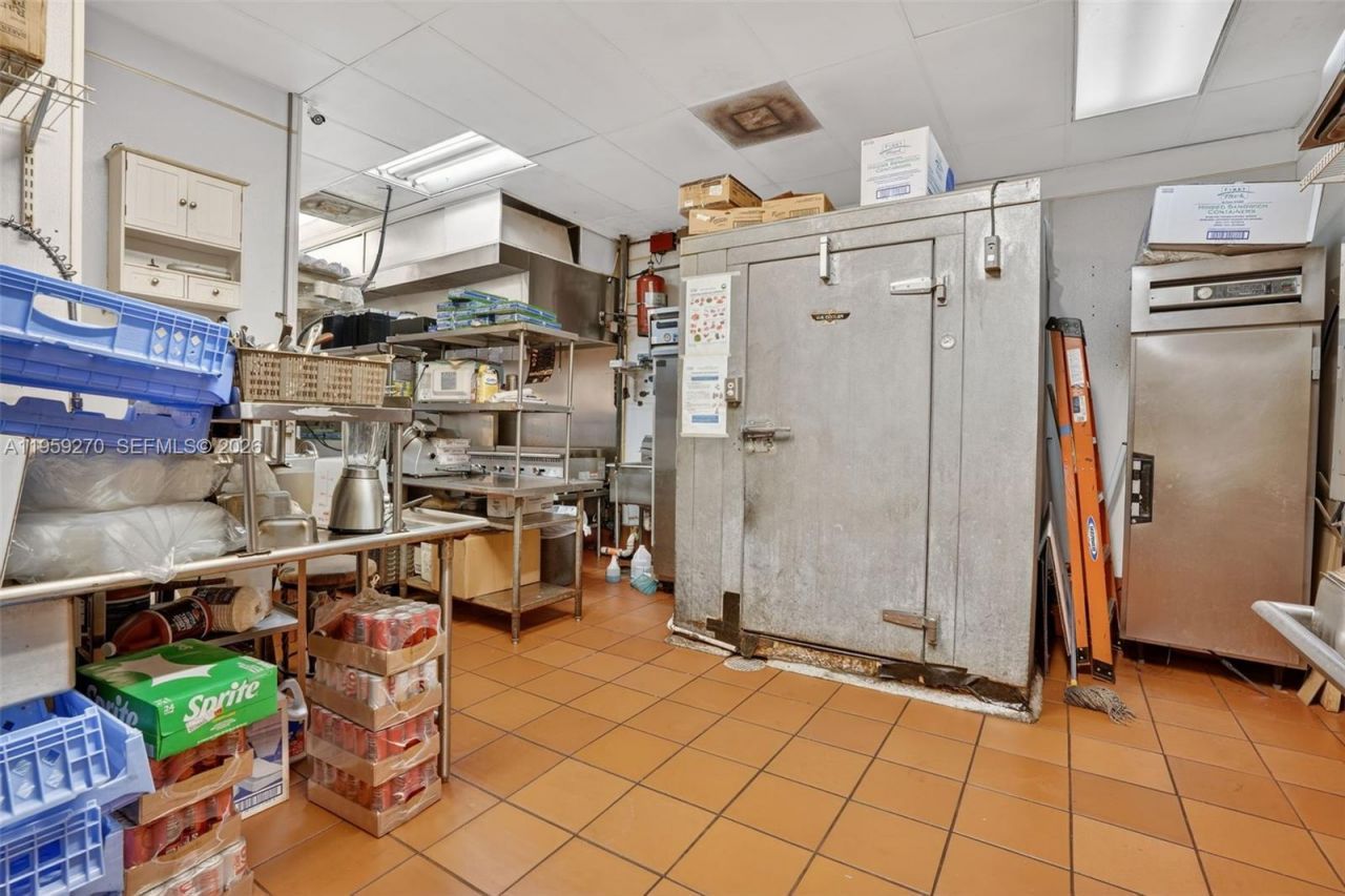 For Sale Restaurant Fort Lauderdale, Fort Lauderdale, FL 33315 Photo