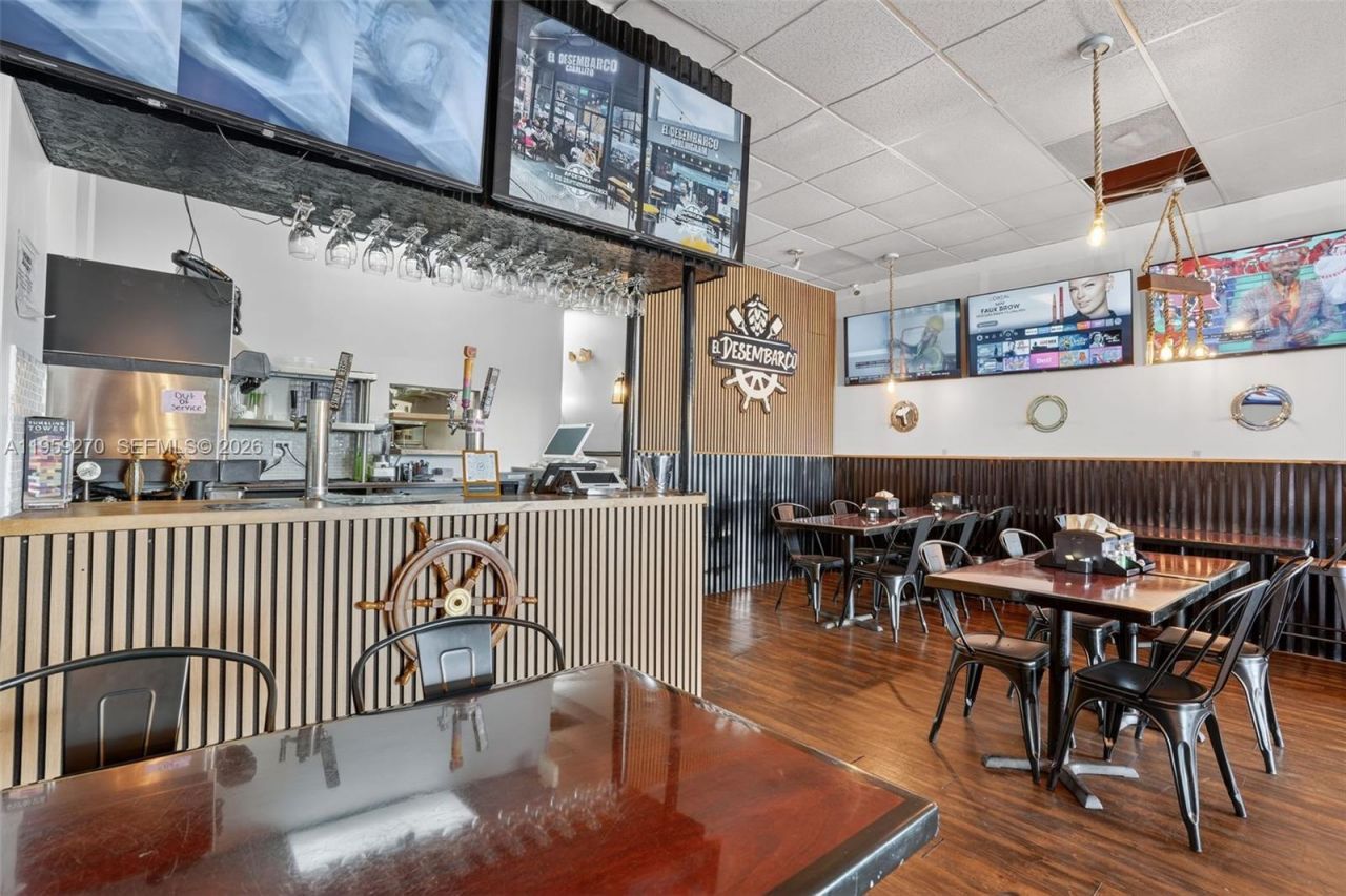 For Sale Restaurant Fort Lauderdale, Fort Lauderdale, FL 33315 Photo