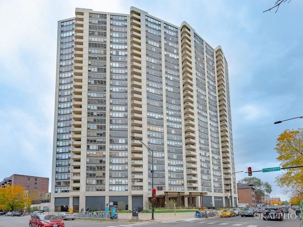 3930 N Pine Grove Avenue, Unit 2005, Chicago, IL 60613