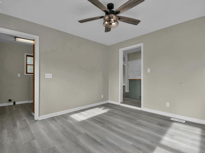 453 E Mansfield Street, New Washington, OH 44854 Photo 11