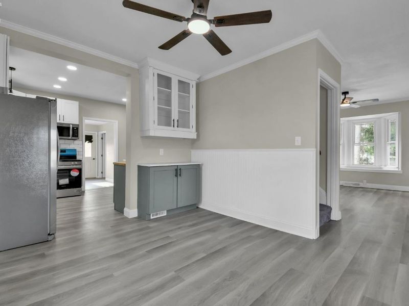 453 E Mansfield Street, New Washington, OH 44854 Photo 6