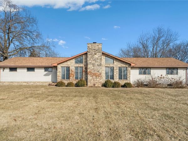 1612 Polk Avenue NE, Solon, IA 52333