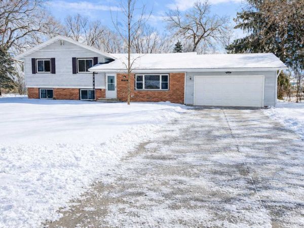 7849 Florida Circle N, Brooklyn Park, MN 55445