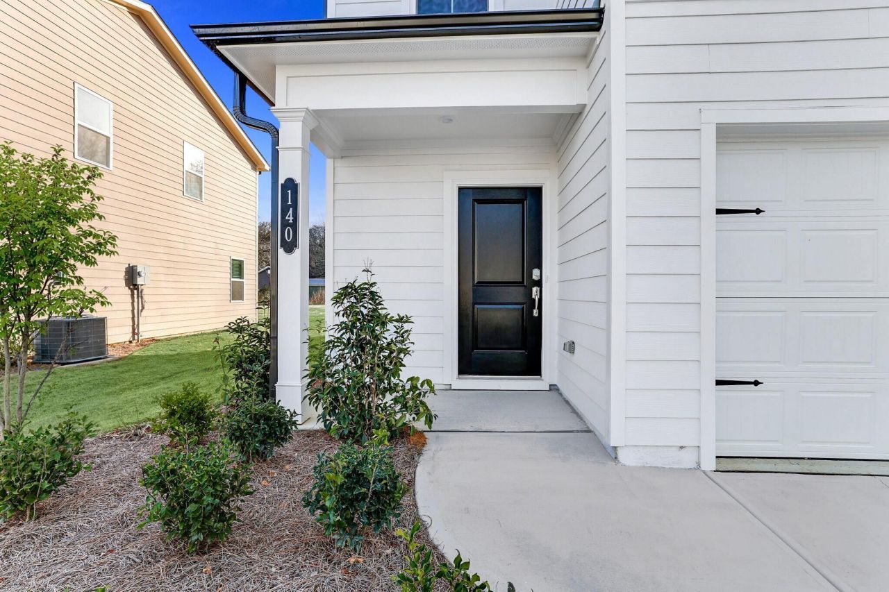 140 Saddlebred Way, Rossville, GA 30741 Main Photo