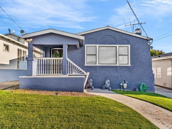 2468 2468 Maxwell Ave, Oakland, CA 94601