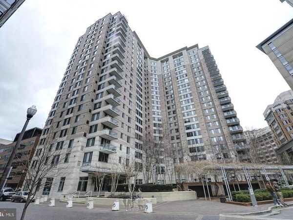 851 N GLEBE ROAD, Unit 909, ARLINGTON, VA 22203