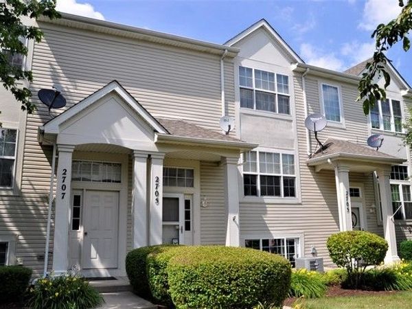 2705 Canyon Drive, Unit 2705, Plainfield, IL 60586