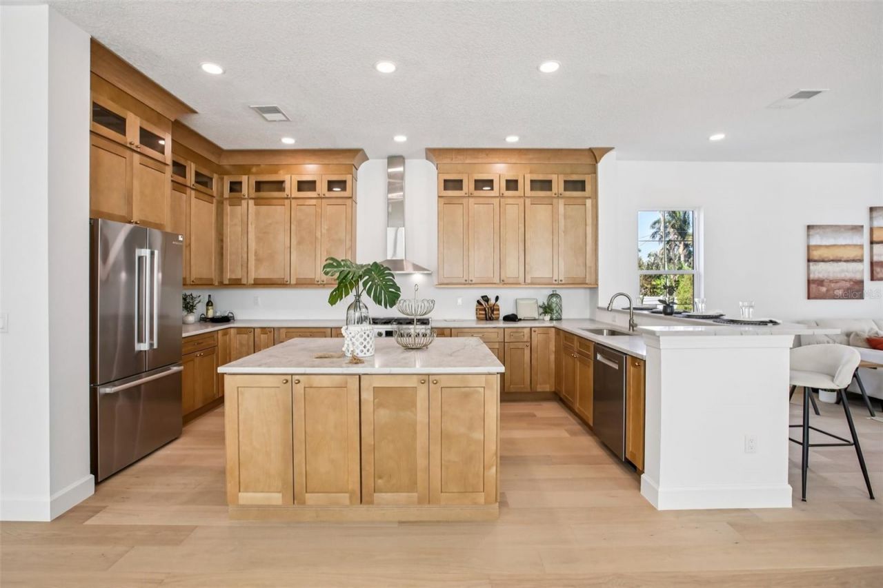 126 Ricardo Way Ne, Saint Petersburg, FL 33704 Photo