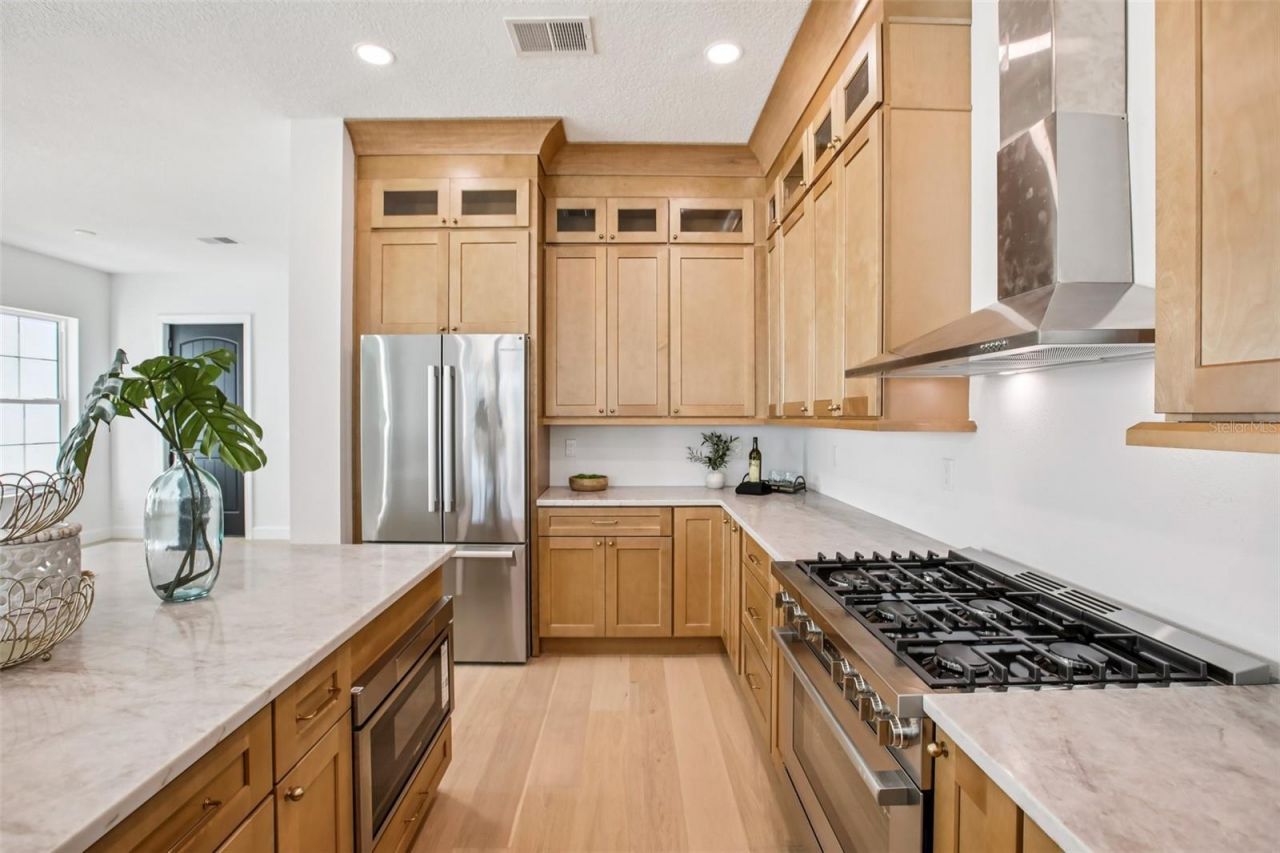 126 Ricardo Way Ne, Saint Petersburg, FL 33704 Photo