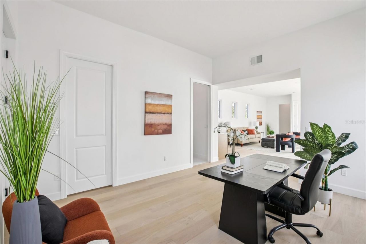 126 Ricardo Way Ne, Saint Petersburg, FL 33704 Photo