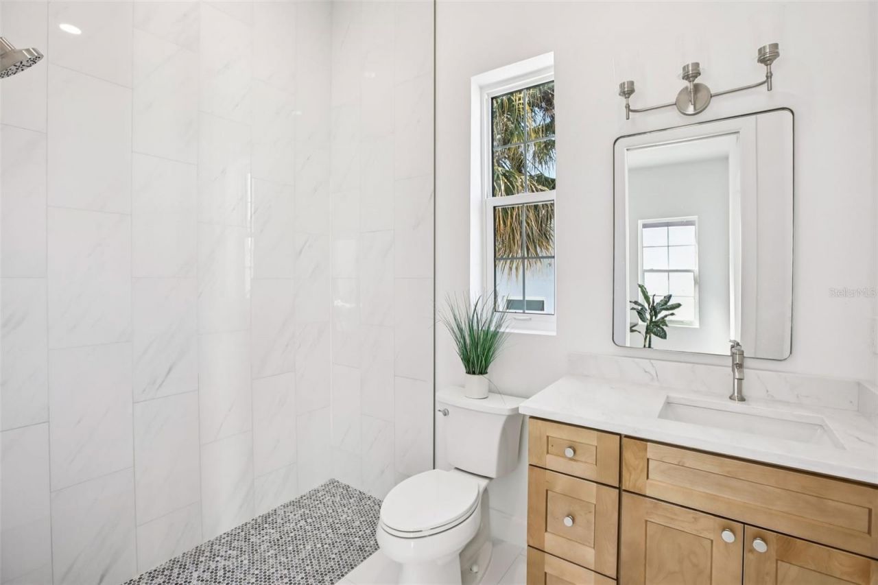 126 Ricardo Way Ne, Saint Petersburg, FL 33704 Photo