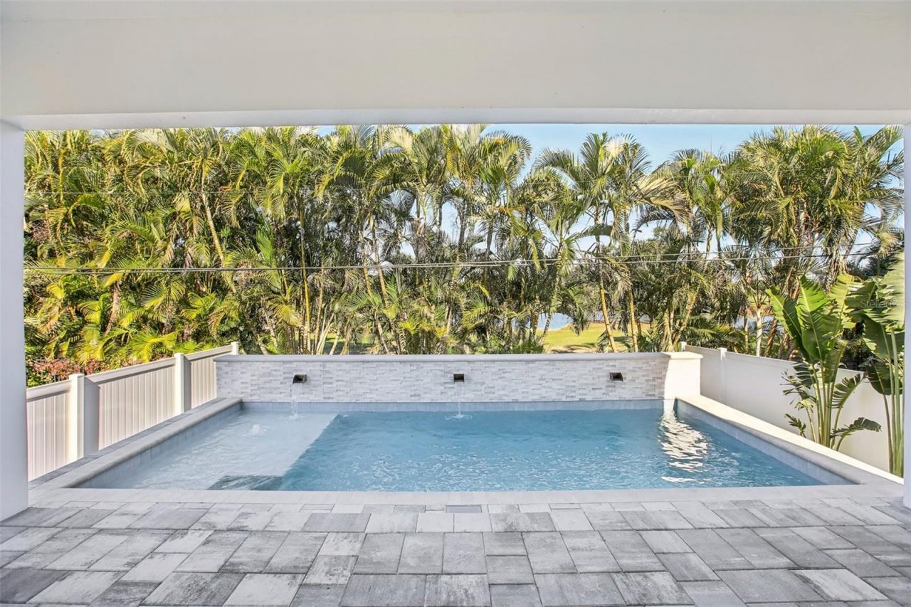 126 Ricardo Way Ne, Saint Petersburg, FL 33704 Photo