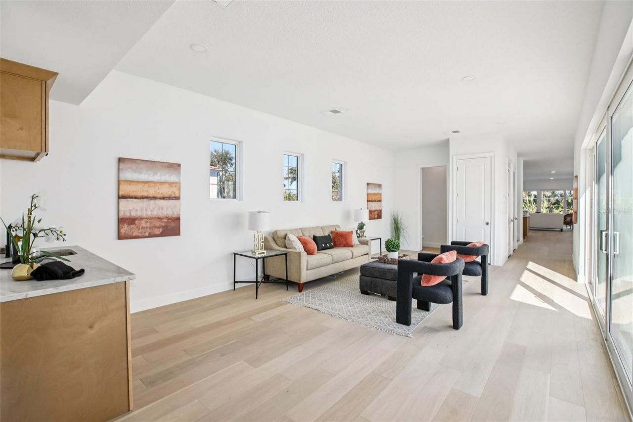 126 Ricardo Way Ne, Saint Petersburg, FL 33704 Photo