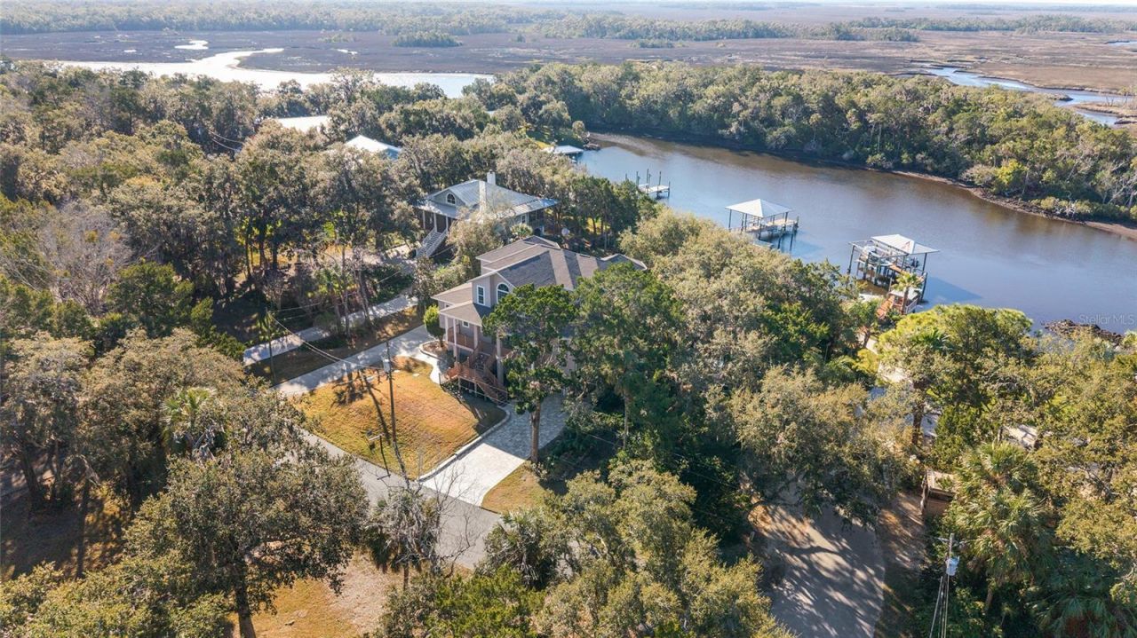 11944 W Creekside Lane, Homosassa, FL 34448 Photo