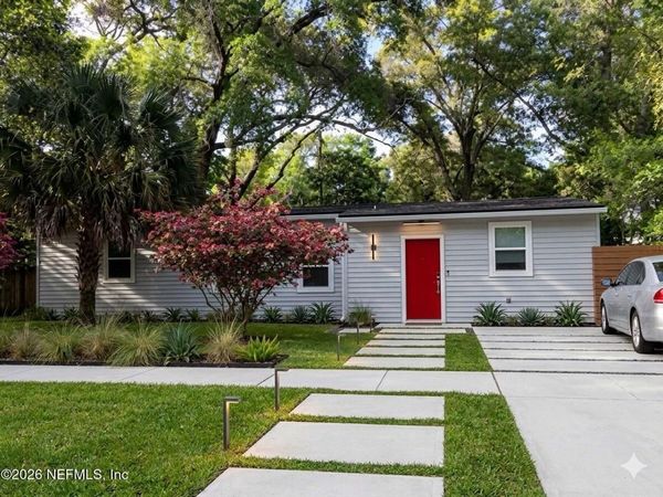 6171 CEDAR HILLS Boulevard, Jacksonville, FL 32210