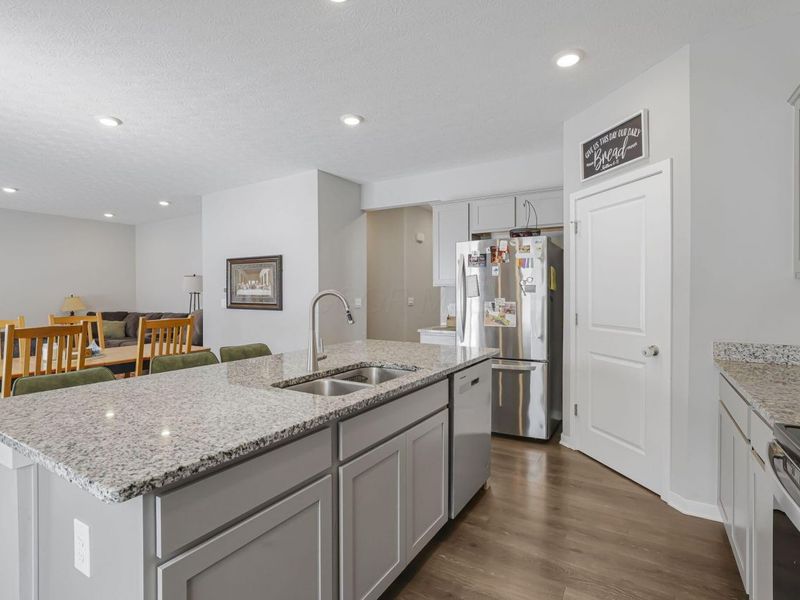 408 Jameson Lane, Newark, OH 43055 Photo 12