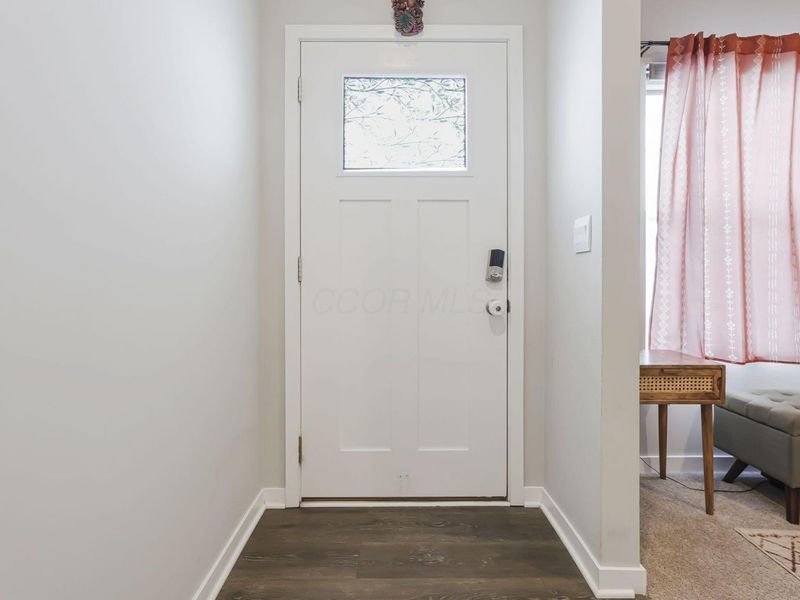 408 Jameson Lane, Newark, OH 43055 Photo 3