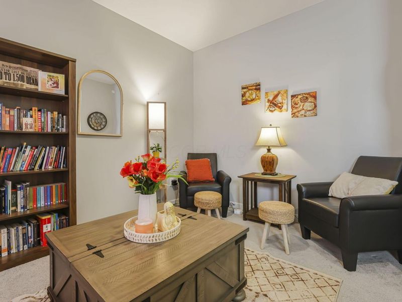 408 Jameson Lane, Newark, OH 43055 Photo 4