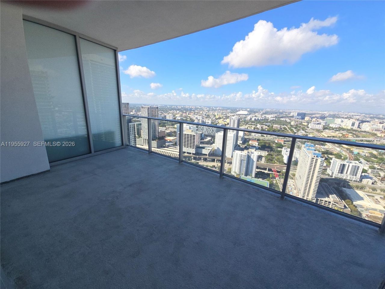 851 NE 1st Ave , Unit 4604, Miami, FL 33132 Photo