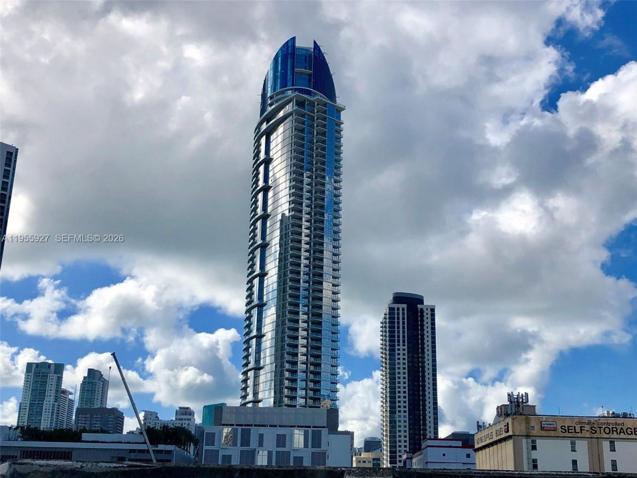 851 NE 1st Ave , Unit 4604, Miami, FL 33132 Photo