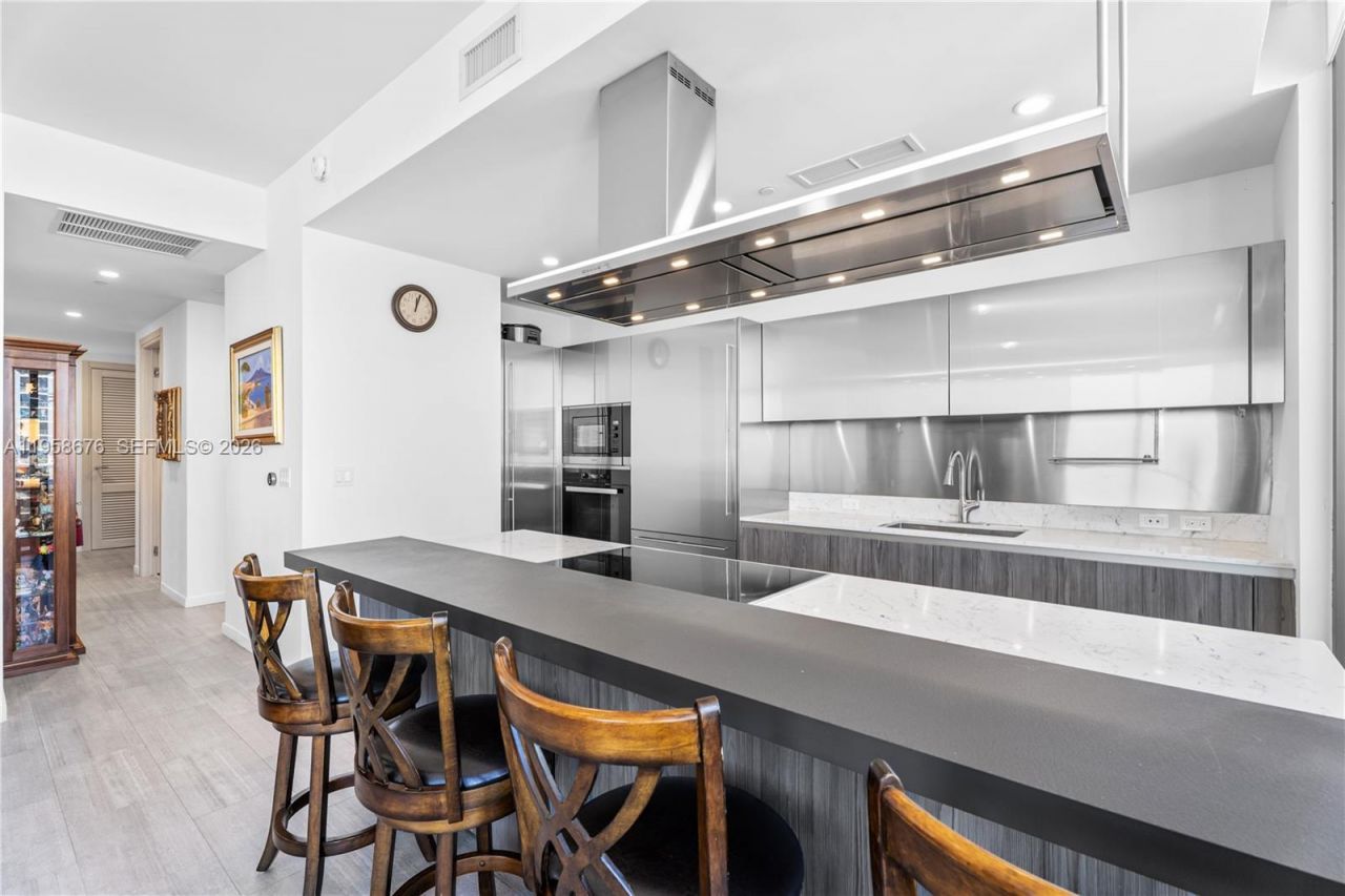 1000 Brickell Plz, Unit PH5408, Miami, FL 33131 Photo