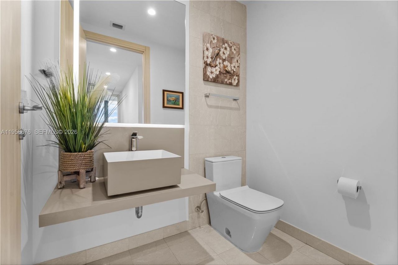 1000 Brickell Plz, Unit PH5408, Miami, FL 33131 Photo