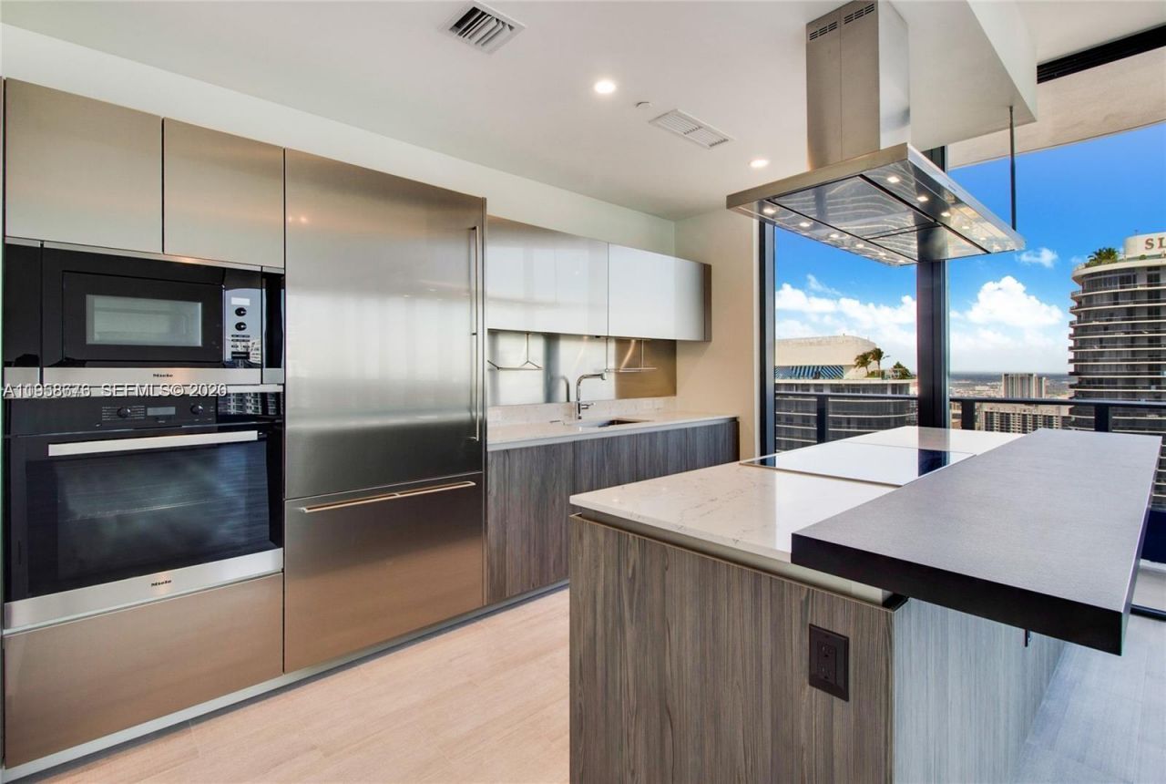 1000 Brickell Plz, Unit PH5408, Miami, FL 33131 Photo