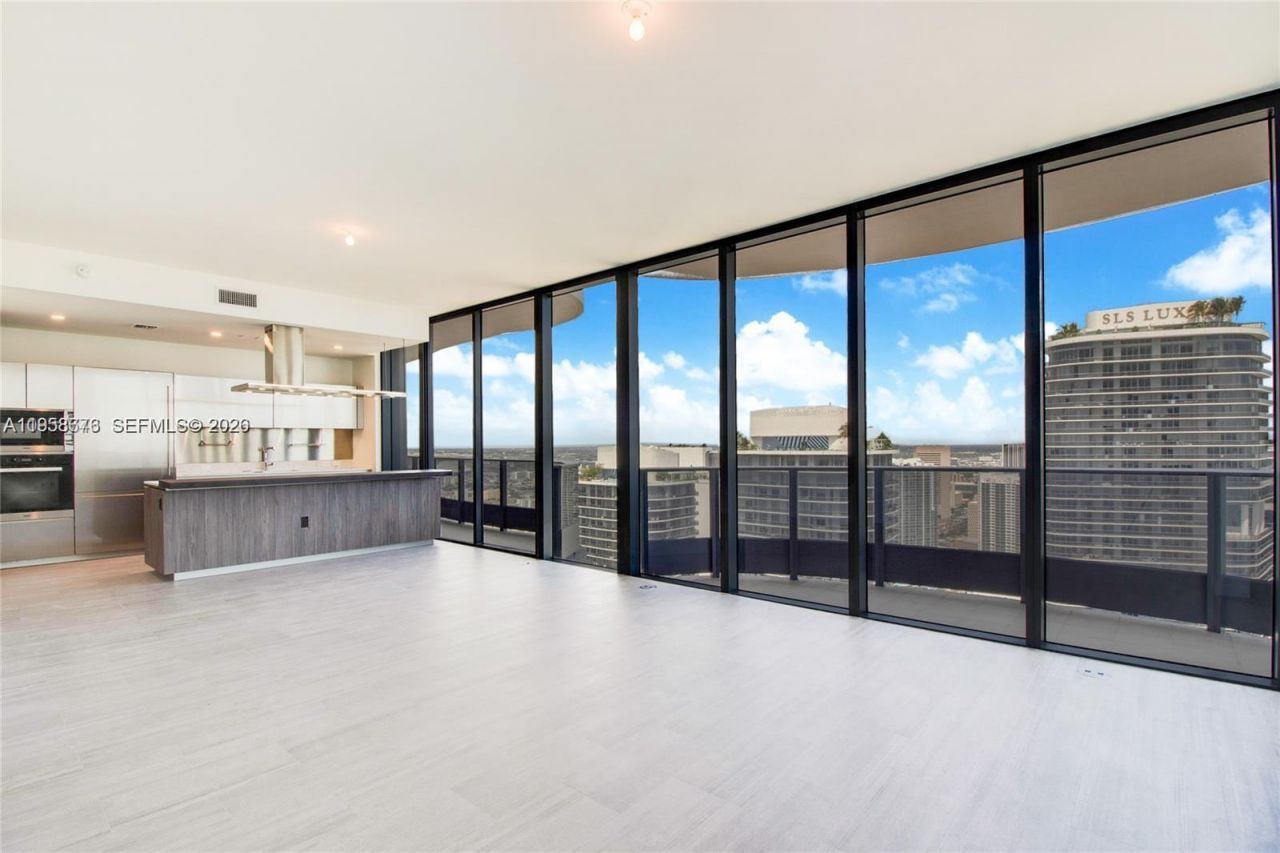 1000 Brickell Plz, Unit PH5408, Miami, FL 33131 Photo