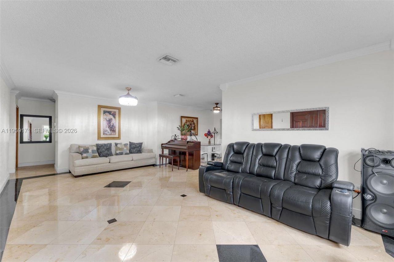 Please Call For Address, South Miami, FL 33155 Photo