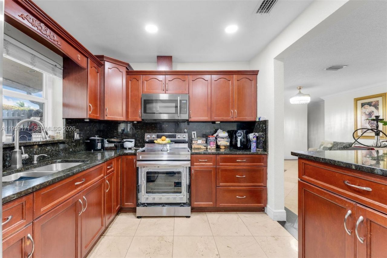 Please Call For Address, South Miami, FL 33155 Photo