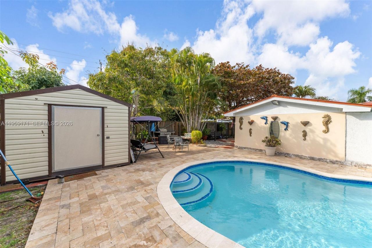 Please Call For Address, South Miami, FL 33155 Photo